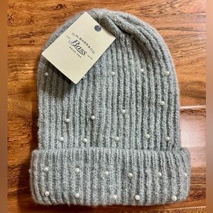 Bass Women Gray Silver Beanie with Pearls Design